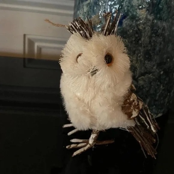 NWOT Anthropologie Set of 4 Brush Bottle Owl Christmas Ornaments Figurin… - Picture 3 of 3